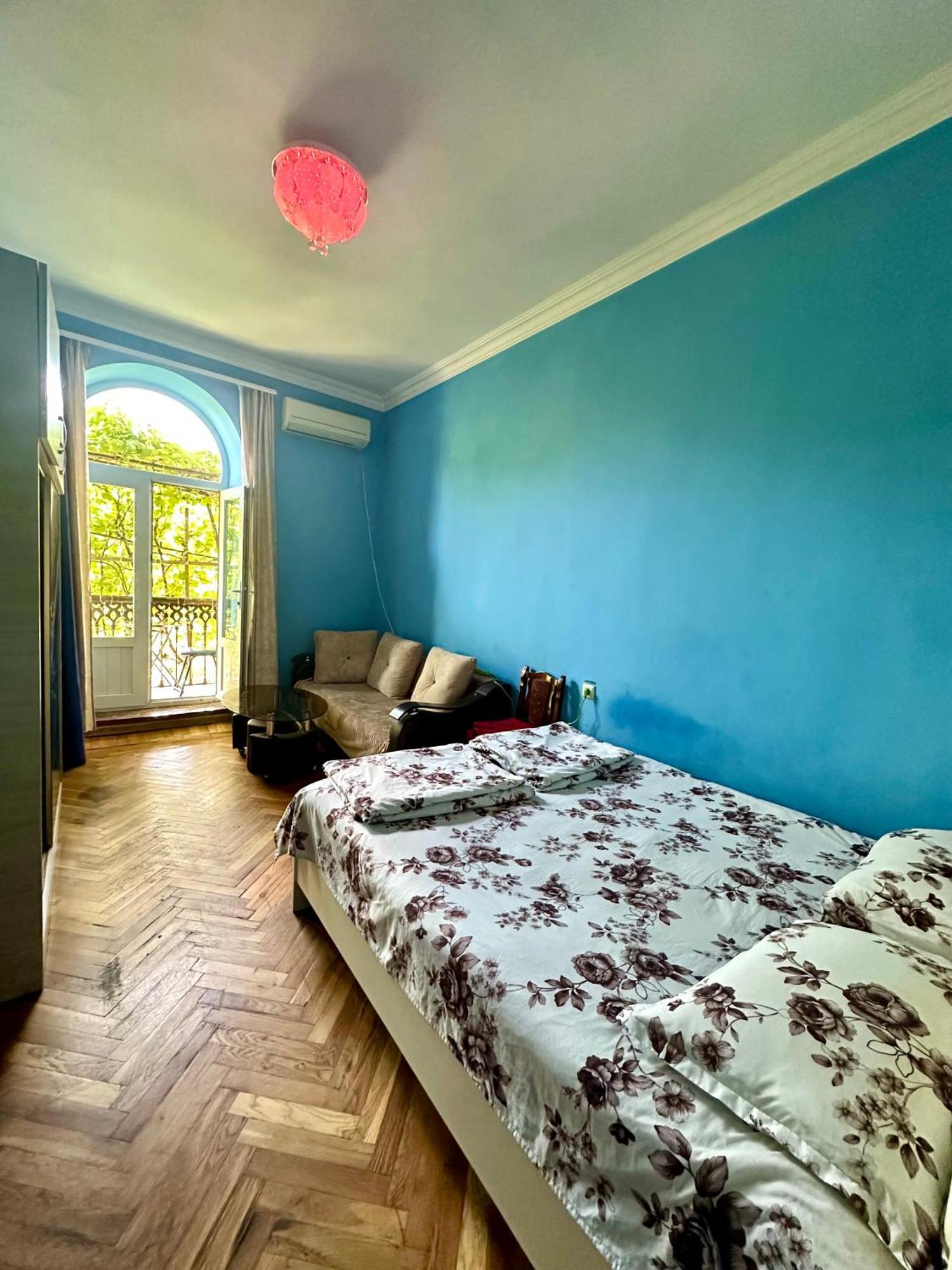 Karson Family Hostel & Guest House Γιερεβάν Εξωτερικό φωτογραφία